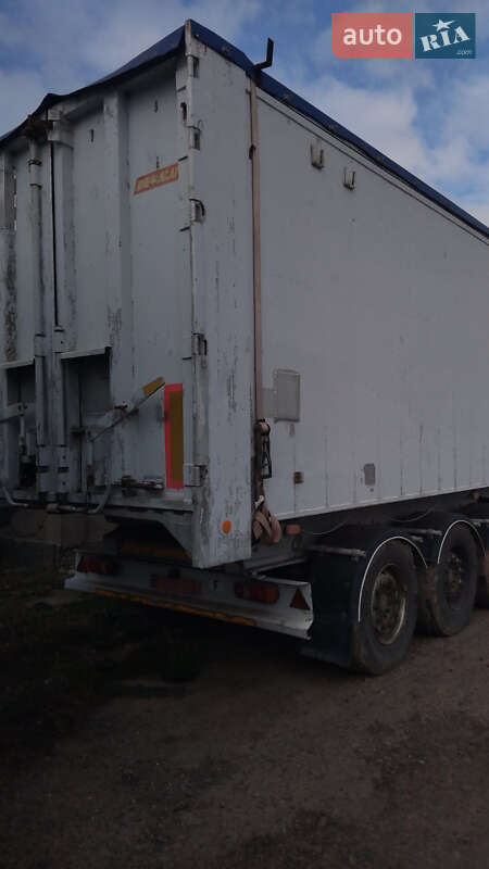 Самосвал полуприцеп Benalu Agriliner 2009 в Одессе