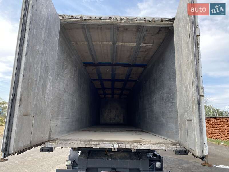 Самоскид причіп Benalu Benalu 2004 в Хусті