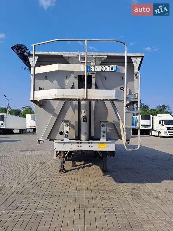 Самоскид напівпричіп Benalu Benalu 2002 в Черкасах