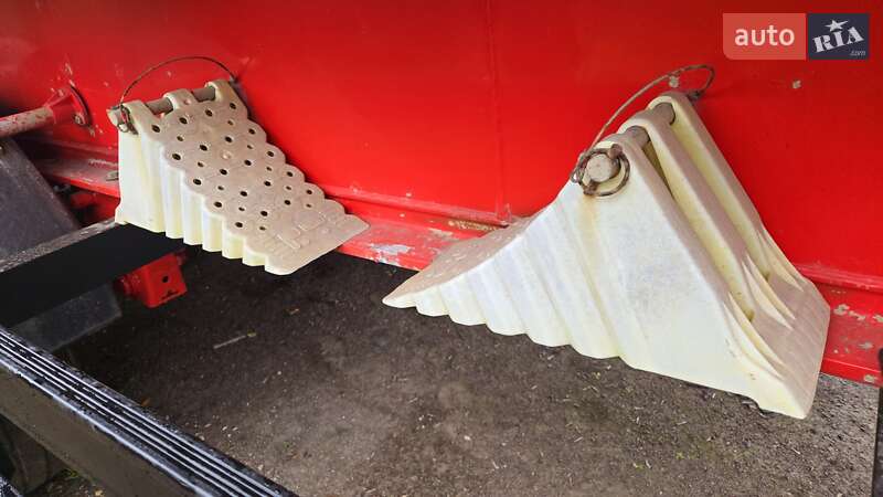 Самоскид напівпричіп Benalu Benalu 2010 в Луцьку