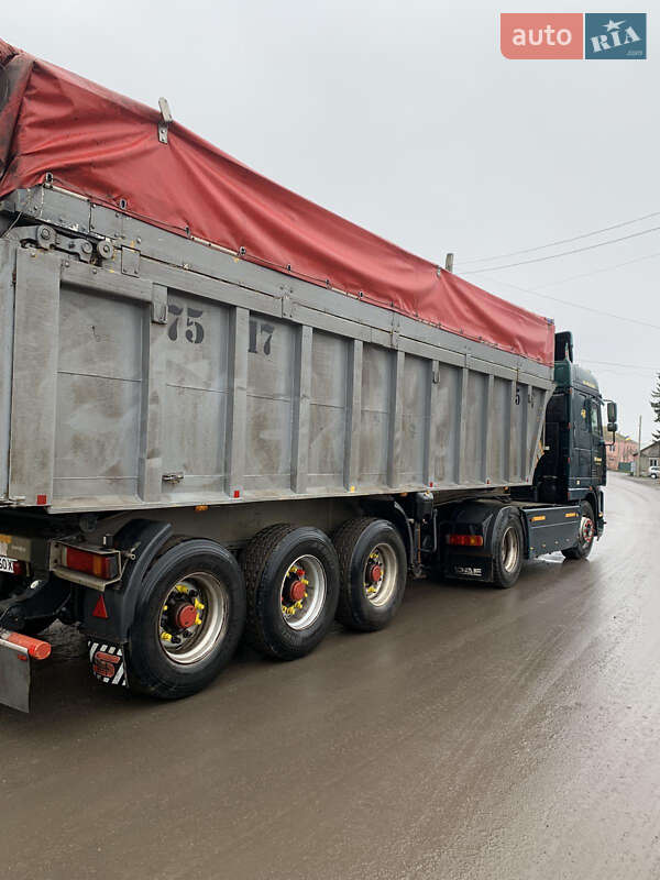Зерновоз - напівпричіп Benalu Benalu 2004 в Погребище