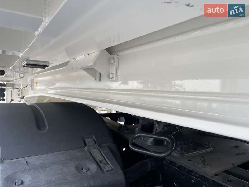 Зерновоз - полуприцеп Benalu Bencere 2013 в Виннице