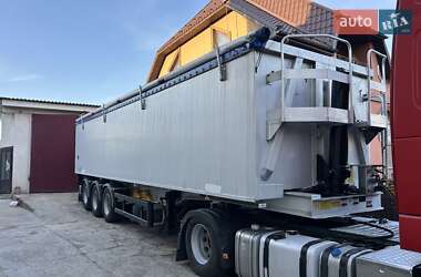 Зерновоз - полуприцеп Benalu Bencere 2007 в Тячеве