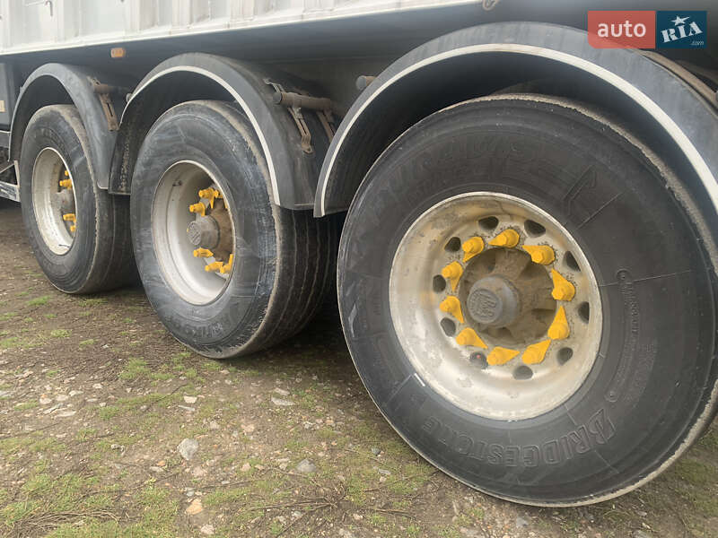 Самосвал полуприцеп Benalu C34CMS01 2006 в Одессе фото 18 Самосвал полуприцеп Benalu C34CMS01 2006 в Одессе