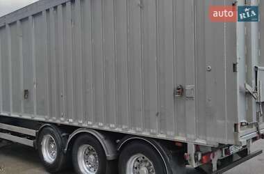 Зерновоз - напівпричіп Benalu Fruehauh 2000 в Луцьку