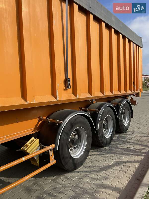 Самосвал полуприцеп Benalu GT 2000 в Полтаве