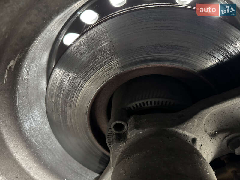 Зерновоз - полуприцеп Benalu Optiliner 2016 в Луцке