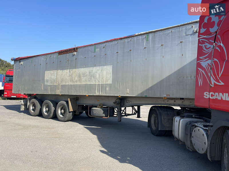 Зерновоз - полуприцеп Benalu T34C-1 1991 в Хмельницком фото 2 Зерновоз - полуприцеп Benalu T34C-1 1991 в Хмельницком