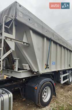 Самоскид напівпричіп Benalu TF34C-Z 2000 в Одесі