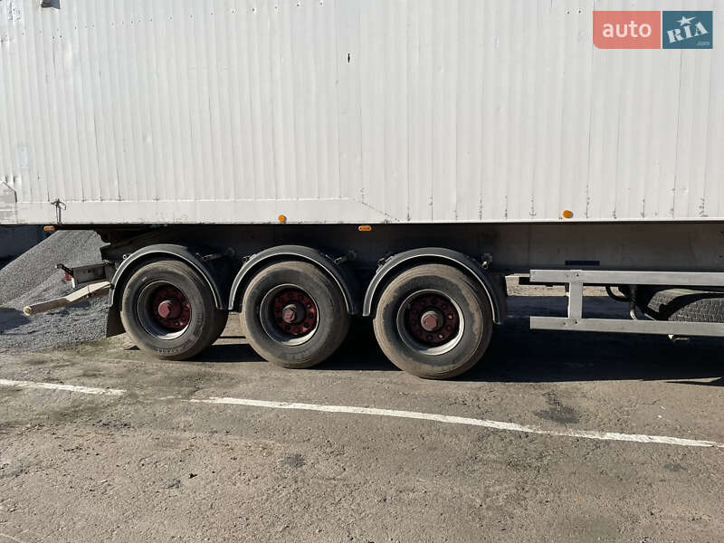 Самосвал полуприцеп Benalu TF34C1 1995 в Золочеве