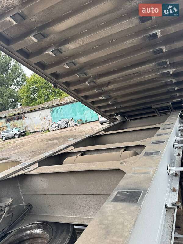 Самосвал полуприцеп Benalu TF34C1 2000 в Броварах