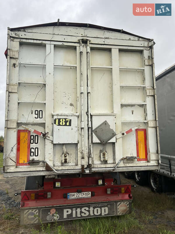 Зерновоз - полуприцеп Benalu TF34C1 1993 в Ровно фото 5 Зерновоз - полуприцеп Benalu TF34C1 1993 в Ровно