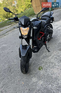 Мотоцикл Без обтікачів (Naked bike) Benelli TNT 25 2016 в Харкові