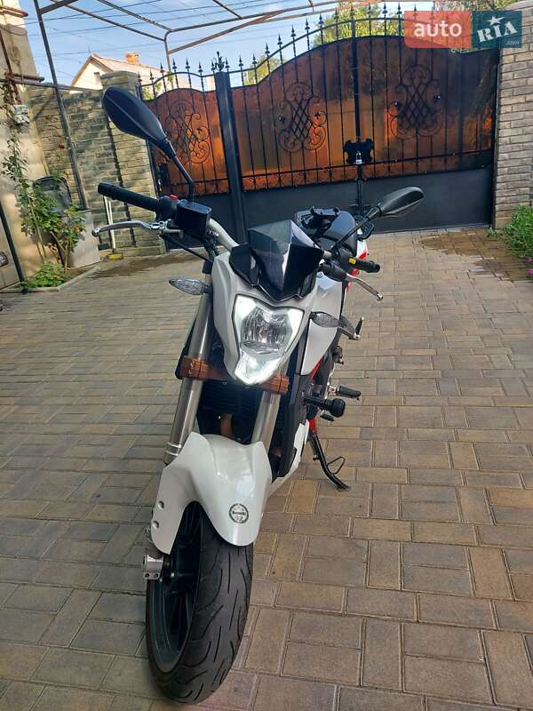 Мотоцикл Без обтікачів (Naked bike) Benelli TNT 25 2019 в Одесі фото 6 Мотоцикл Без обтікачів (Naked bike) Benelli TNT 25 2019 в Одесі