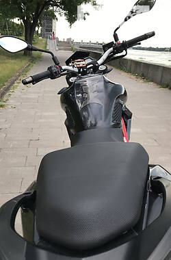 Мотоцикл Без обтекателей (Naked bike) Benelli TNT 300 2015 в 