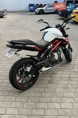 Мотоцикл Без обтекателей (Naked bike) Benelli TNT 302S 2019 в 