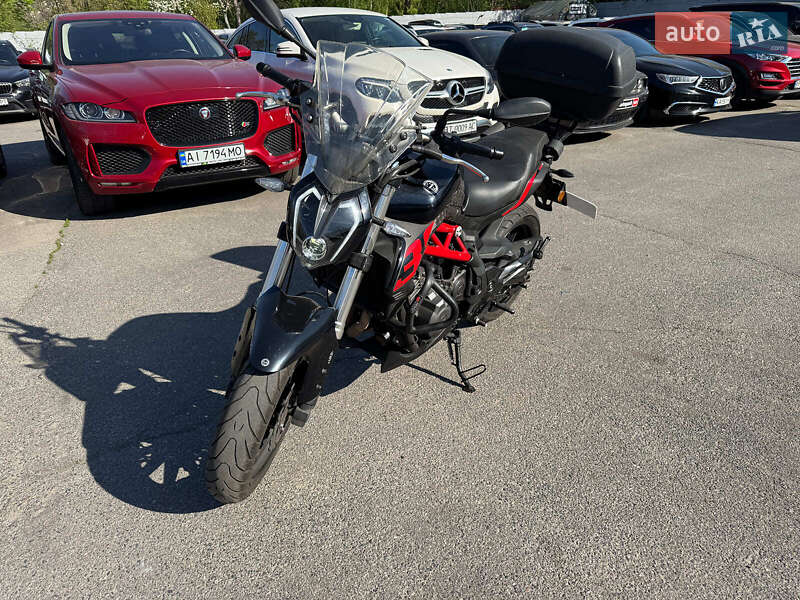 Мотоцикл Без обтекателей (Naked bike) Benelli TNT 302S 2020 в Киеве