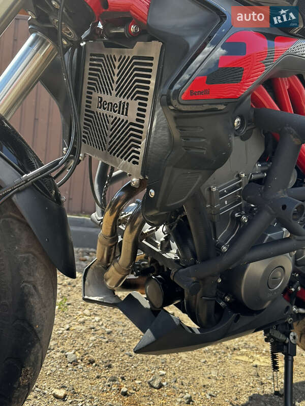Мотоцикл Без обтекателей (Naked bike) Benelli TNT 302S 2020 в Валках