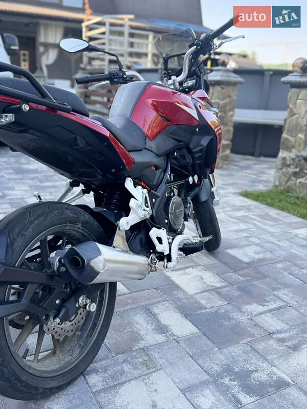 Мотоцикл Классік Benelli TRK 2021 в Чернівцях