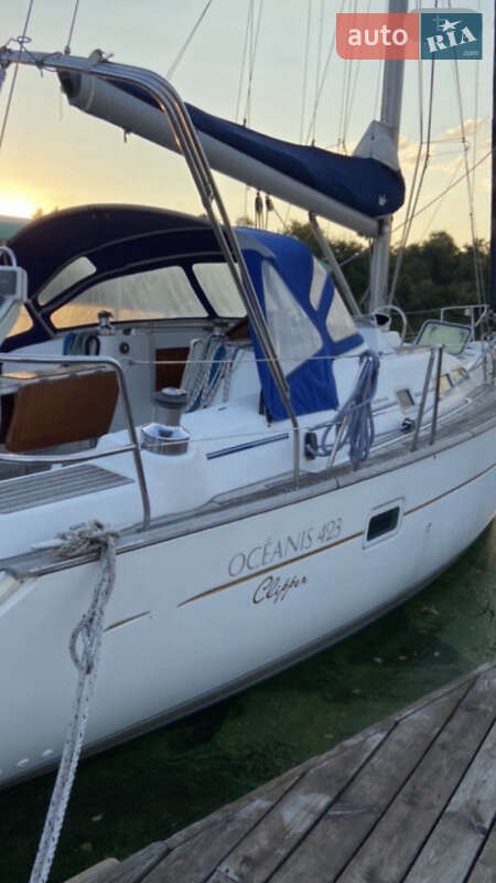 Парусная яхта Beneteau Oceanis 2004 в 