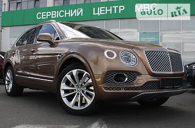 Внедорожник / Кроссовер Bentley Bentayga 2016 в Киеве