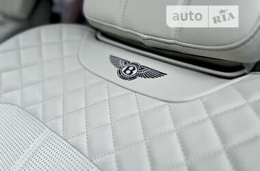 Внедорожник / Кроссовер Bentley Bentayga 2019 в 