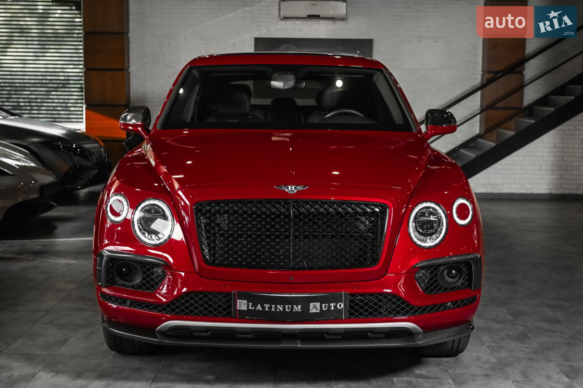2018 Bentley Bentayga - мініатюра 18