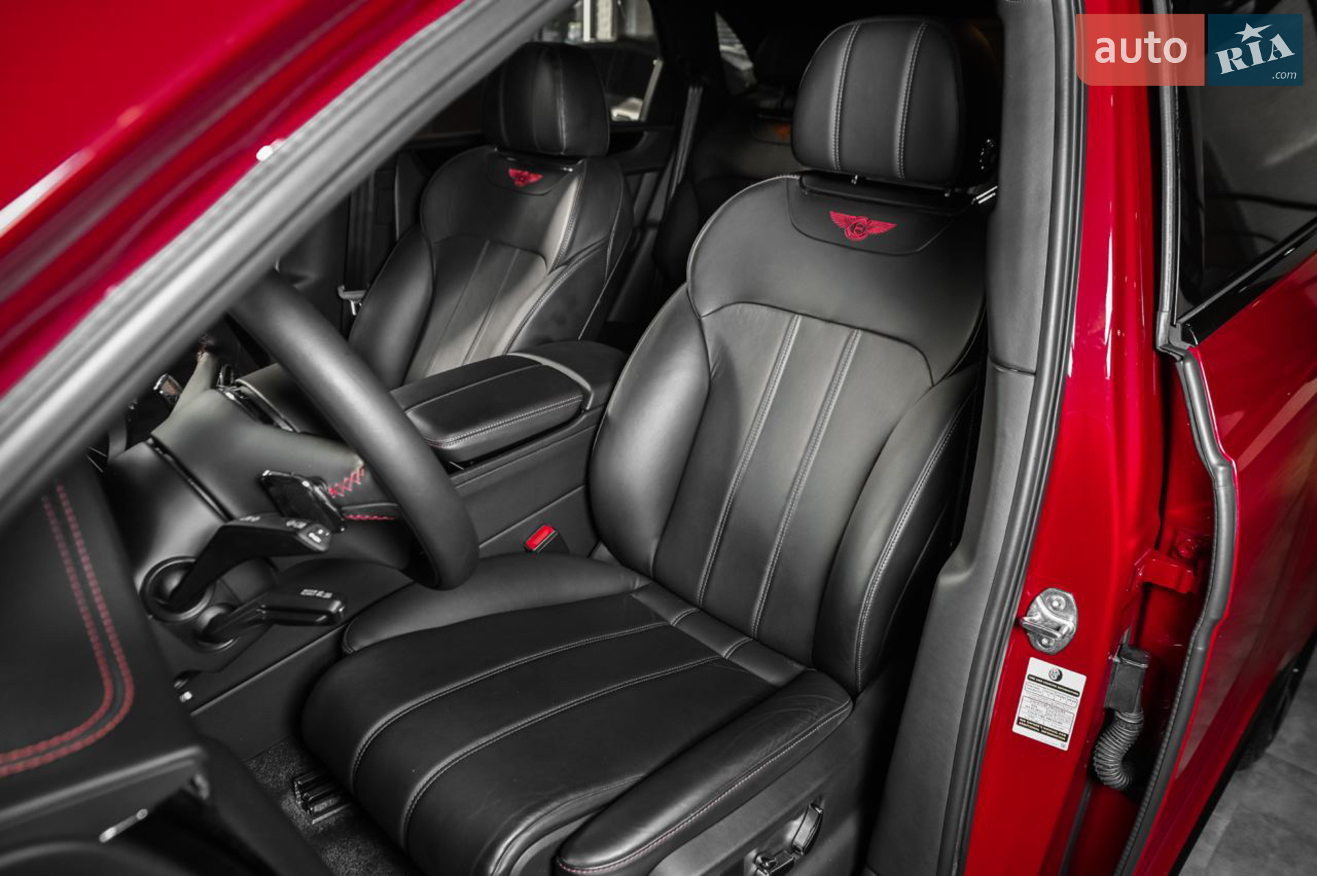 2018 Bentley Bentayga - мініатюра 46