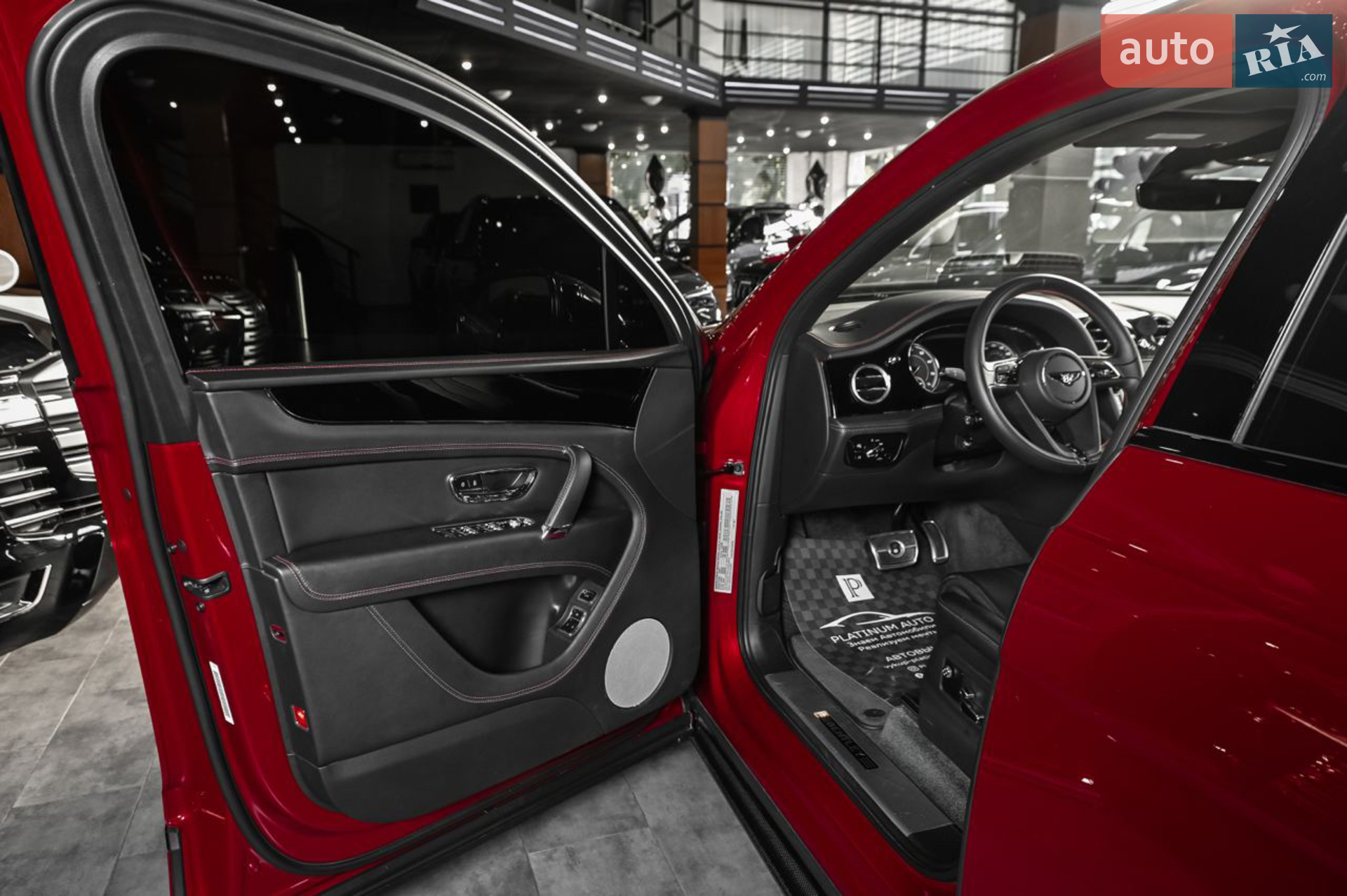 2018 Bentley Bentayga - мініатюра 61