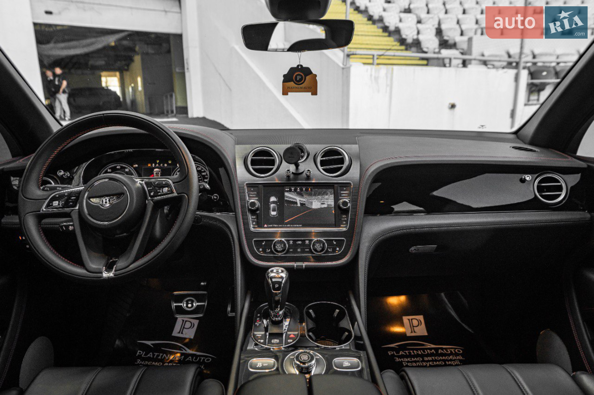 2018 Bentley Bentayga - мініатюра 44