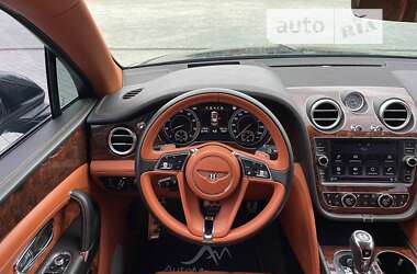 Позашляховик / Кросовер Bentley Bentayga 2018 в Києві