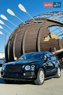 Позашляховик / Кросовер Bentley Bentayga 2016 в Одесі