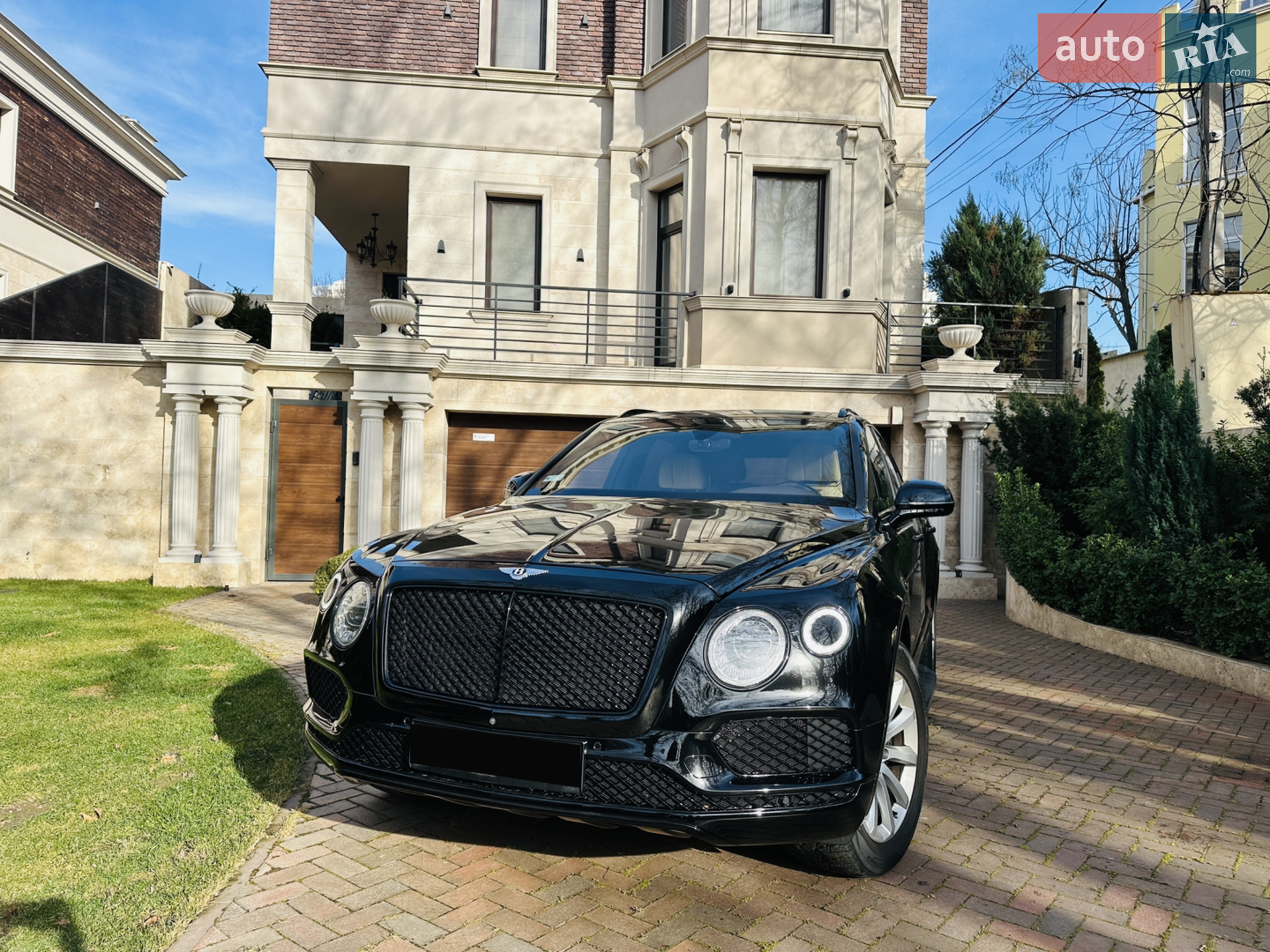 2016 Bentley Bentayga - мініатюра 14