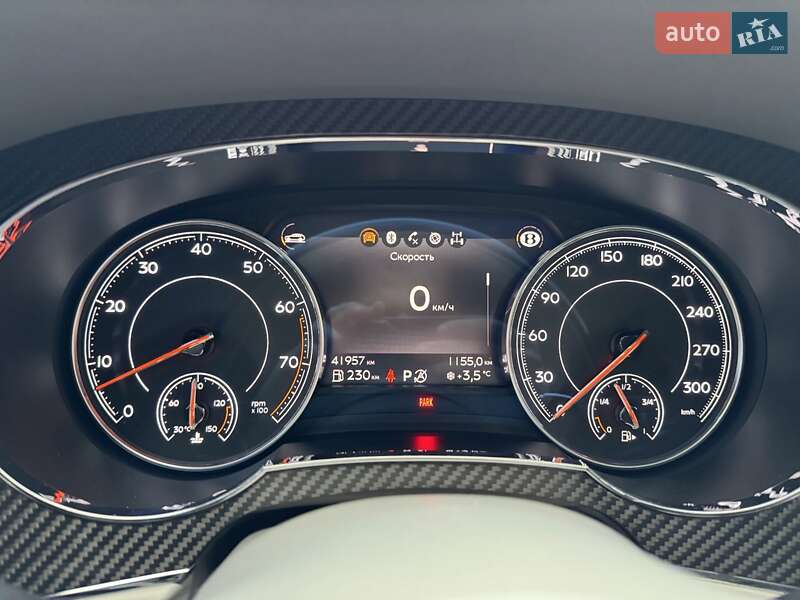 Внедорожник / Кроссовер Bentley Bentayga 2019 в Киеве