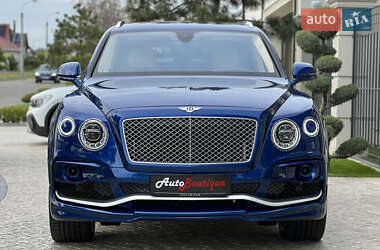 Внедорожник / Кроссовер Bentley Bentayga 2017 в 