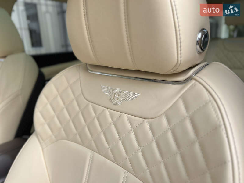 Внедорожник / Кроссовер Bentley Bentayga 2017 в Одессе фото 28 Внедорожник / Кроссовер Bentley Bentayga 2017 в Одессе