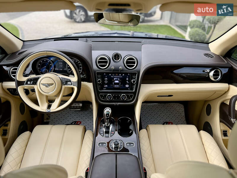 Внедорожник / Кроссовер Bentley Bentayga 2017 в Одессе фото 41 Внедорожник / Кроссовер Bentley Bentayga 2017 в Одессе