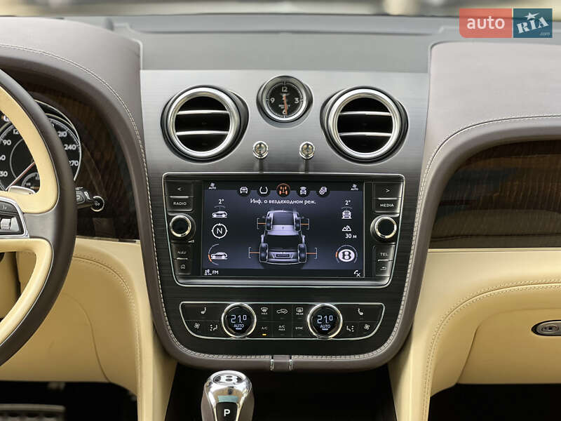 Внедорожник / Кроссовер Bentley Bentayga 2017 в Одессе фото 48 Внедорожник / Кроссовер Bentley Bentayga 2017 в Одессе