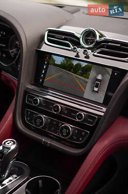 Внедорожник / Кроссовер Bentley Bentayga 2022 в 