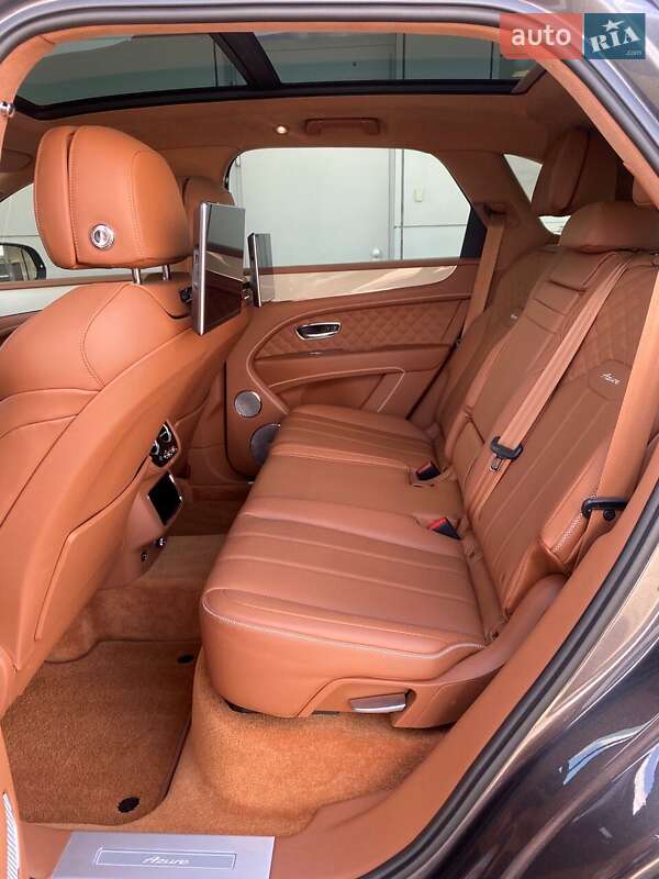 Внедорожник / Кроссовер Bentley Bentayga 2023 в Киеве