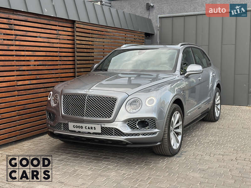 Внедорожник / Кроссовер Bentley Bentayga 2017 в 