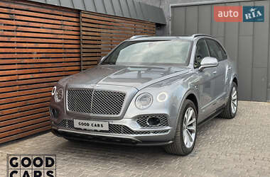 Внедорожник / Кроссовер Bentley Bentayga 2017 в 