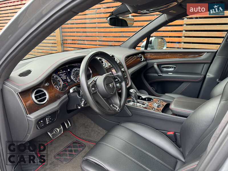 Внедорожник / Кроссовер Bentley Bentayga 2017 в Одессе