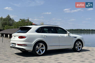 Внедорожник / Кроссовер Bentley Bentayga 2021 в 