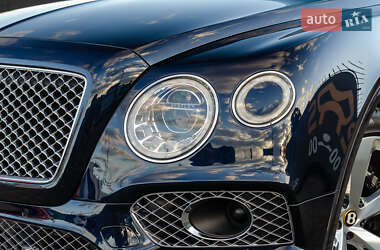 Позашляховик / Кросовер Bentley Bentayga 2019 в Києві