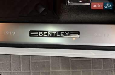 Внедорожник / Кроссовер Bentley Bentayga 2019 в 