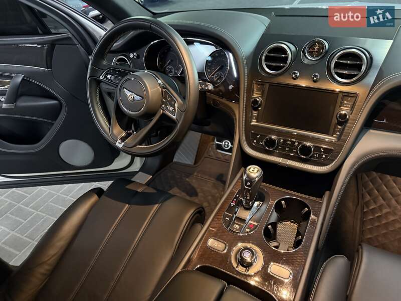 Позашляховик / Кросовер Bentley Bentayga 2019 в Києві