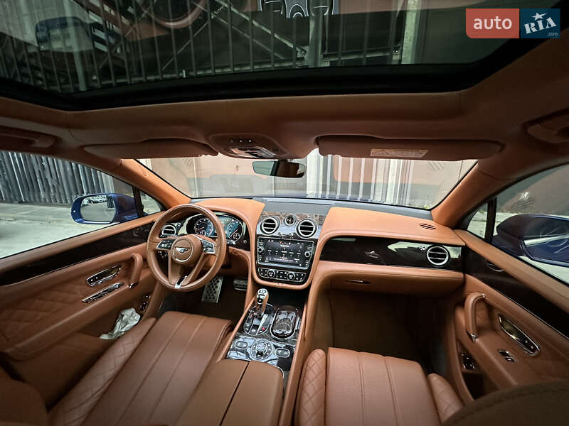 Позашляховик / Кросовер Bentley Bentayga 2016 в Києві