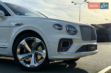 Внедорожник / Кроссовер Bentley Bentayga 2021 в 