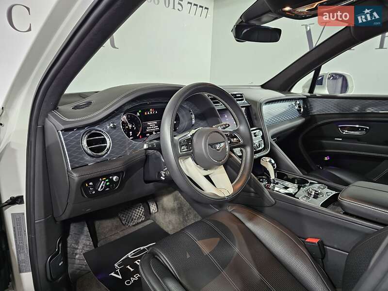 Позашляховик / Кросовер Bentley Bentayga 2021 в Києві фото 21 Позашляховик / Кросовер Bentley Bentayga 2021 в Києві